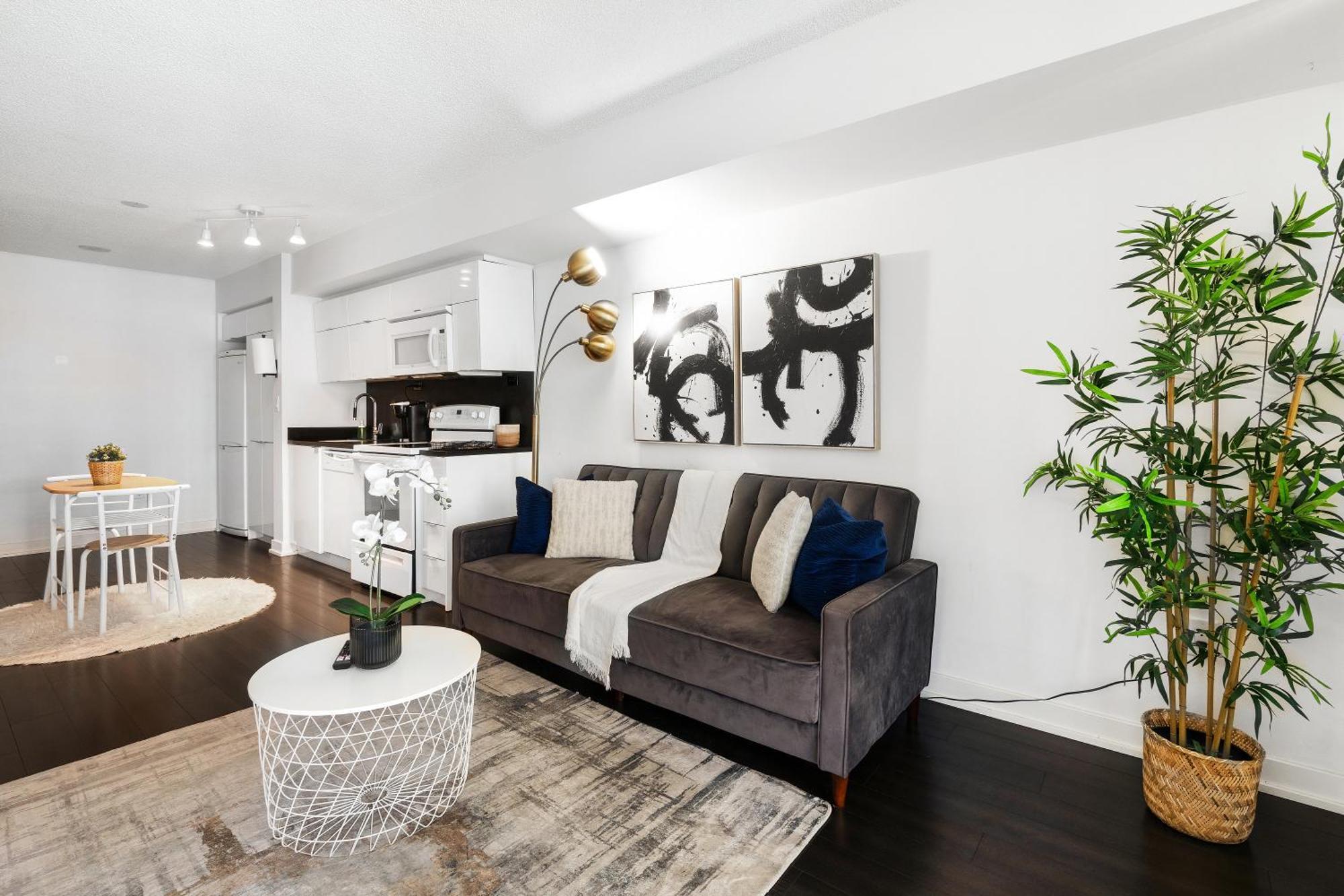 Exquisite Condos By Cn Tower With Parking Toronto Exterior foto