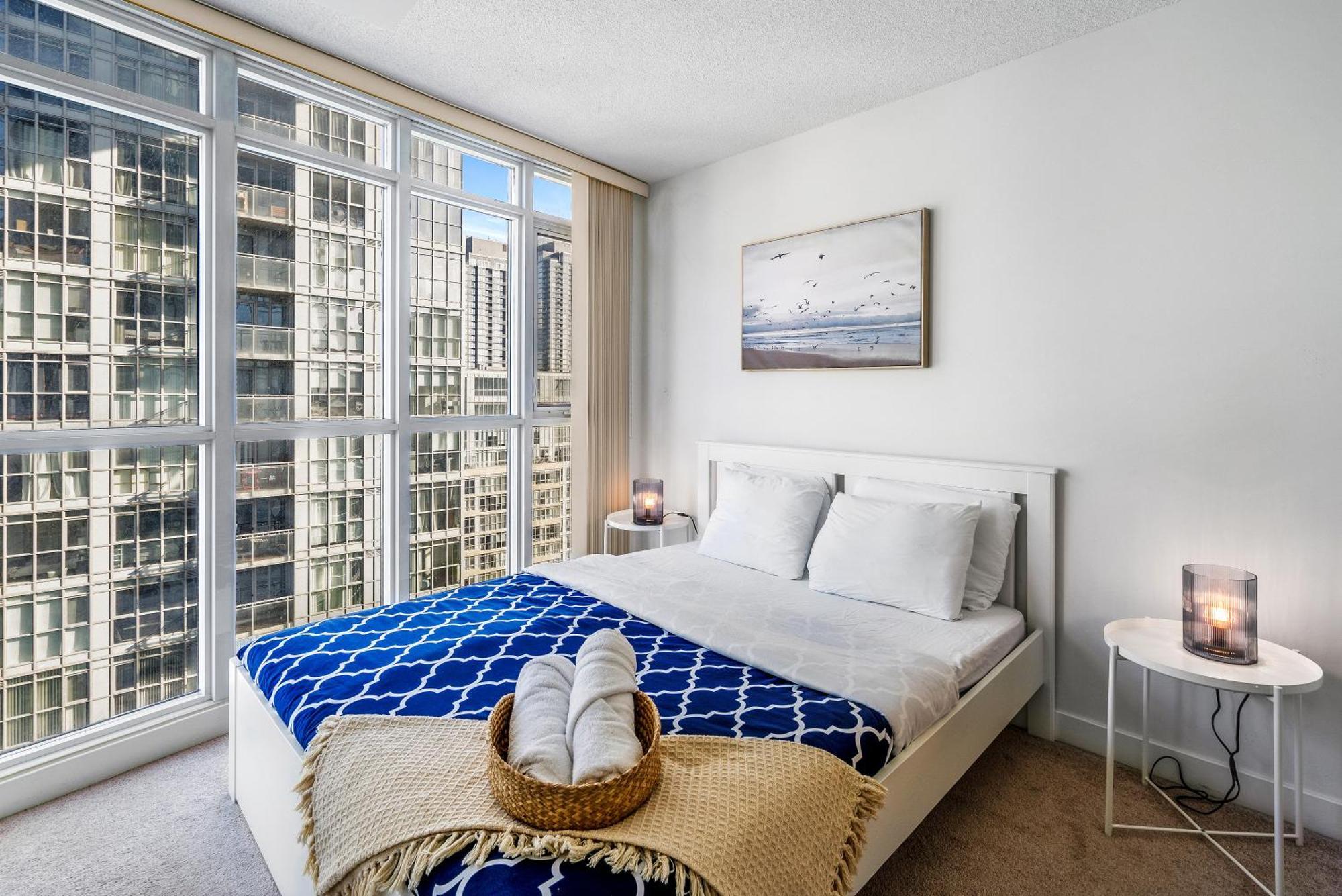 Exquisite Condos By Cn Tower With Parking Toronto Exterior foto